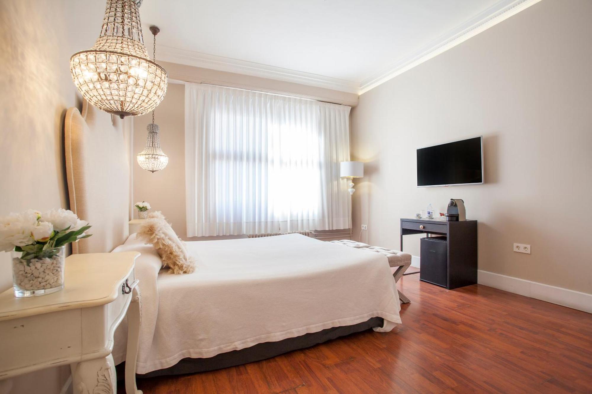 Hi Valencia Boutique Otel Dış mekan fotoğraf